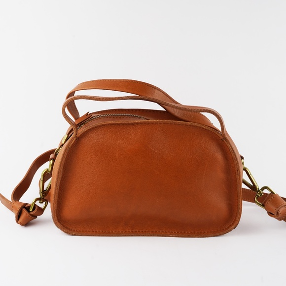 Madewell Bags New Madewell The Sydney Ziptop Crossbody Bag In Burnished Camel Poshmark